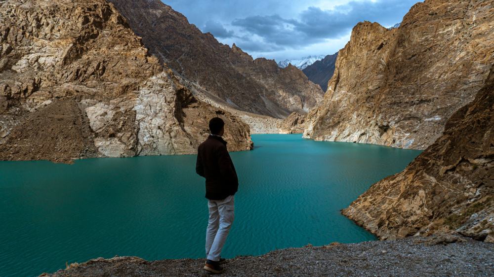 Visiting Attabad Lake, Hunza: A Travel Guide