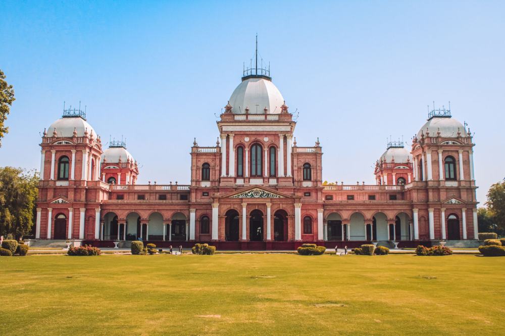 Bahawalpur Commute Guide: Per-Seat Rides in the City of Nawabs
