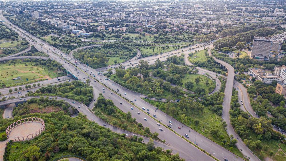 Per-Seat Ride Sharing and Pakistan's Carbon Footprint