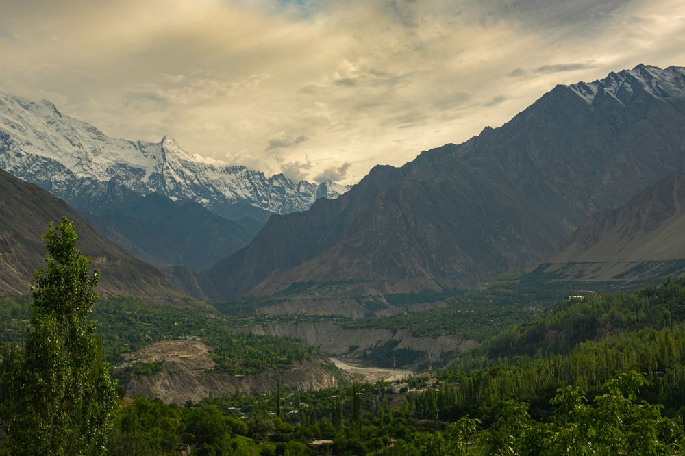 Hunza and Skardu by Road: How to Plan the Long Way North