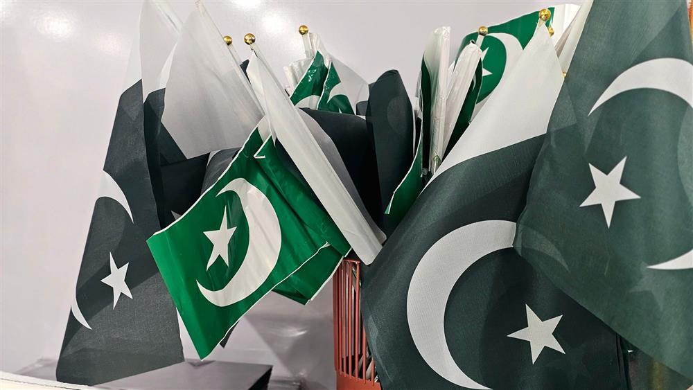 14 August Travel Tips: Booking Rides on Pakistan's Independence Day