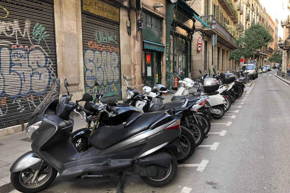 Running Your Own Bike vs Sharing a Seat: The 2026 Maths