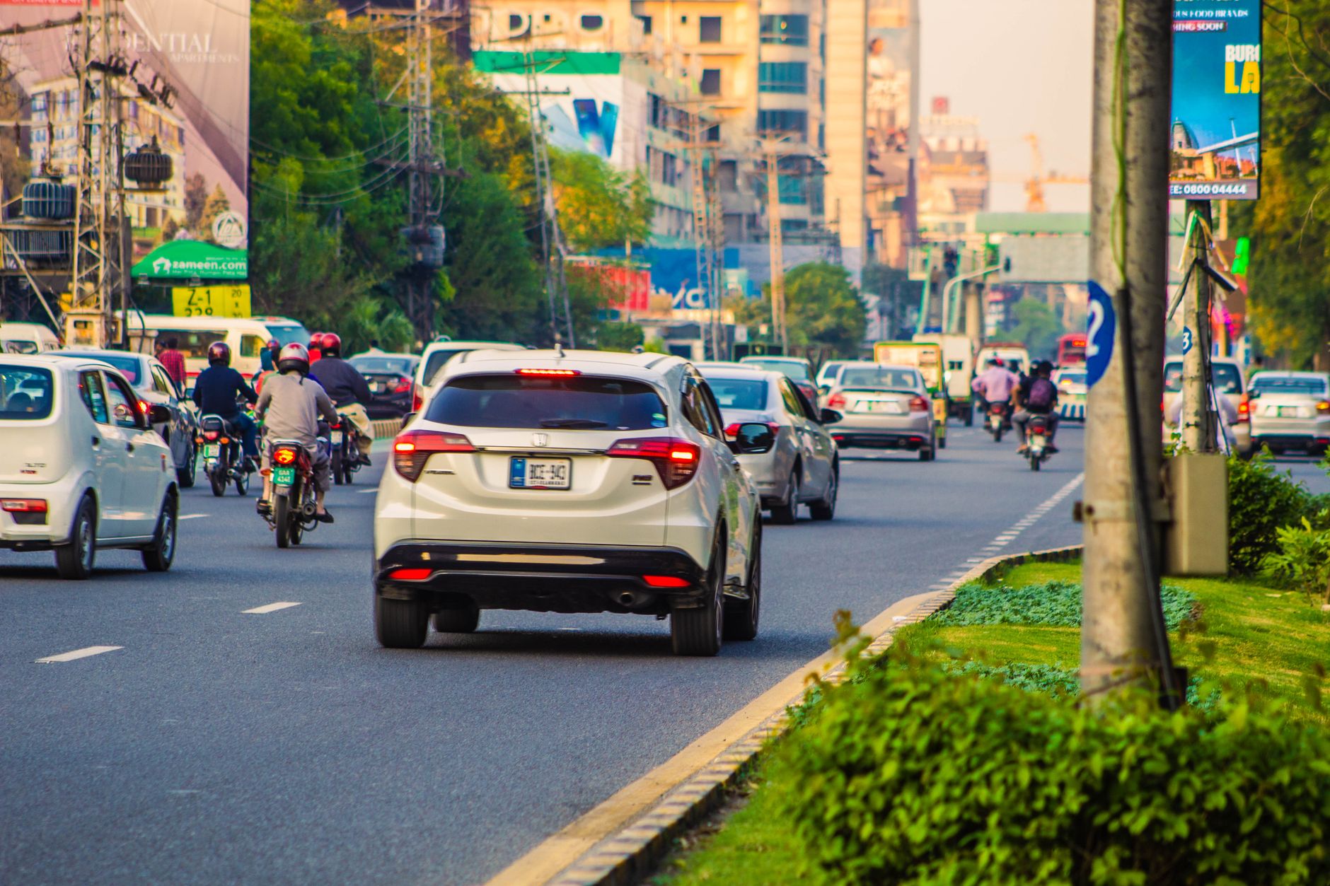 Per-Seat Ride Sharing in Pakistan: How It Works and Why It's Cheaper