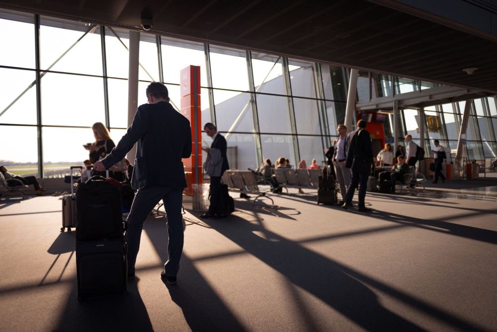 Traveling with Luggage: Tips for a Smooth Airport or Intercity Trip