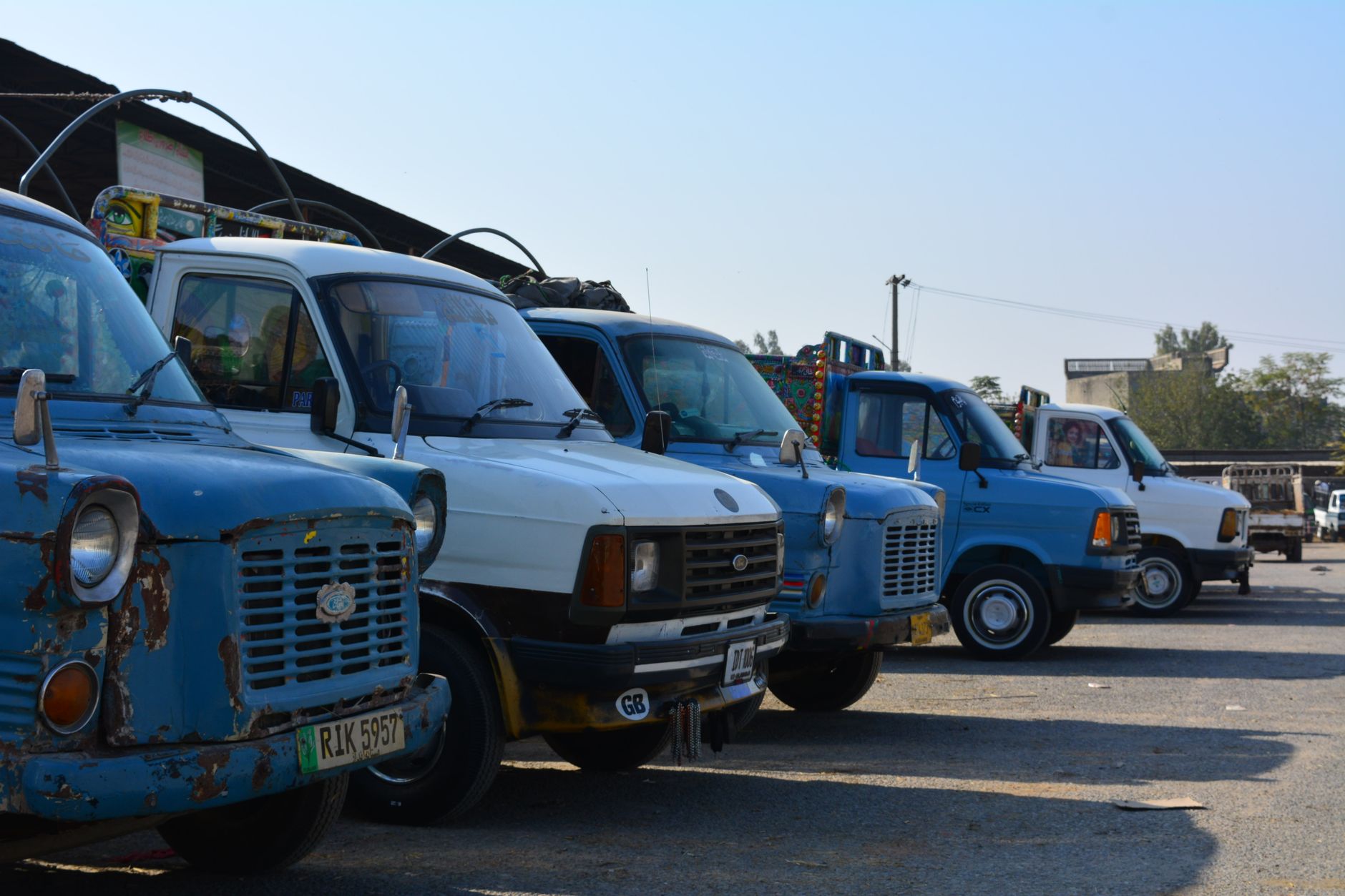 Van Trips: Group Bookings for Events, Weddings, and University Trips