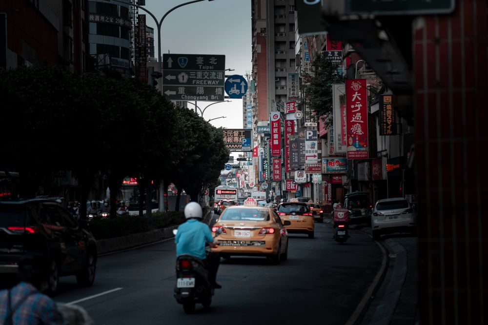 Why Walking Two Minutes to a Main Road Makes Your Ride Cheaper